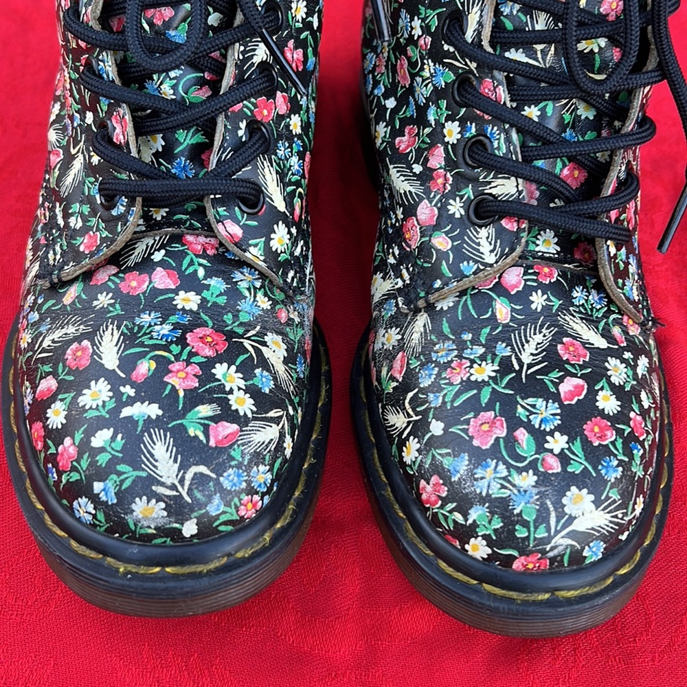 🏴󠁧󠁢󠁥󠁮󠁧󠁿 Dr. Martens Vintage MIE Y2K Floral 🌺 Combat Boots UK 6 - Picture 8 of 17